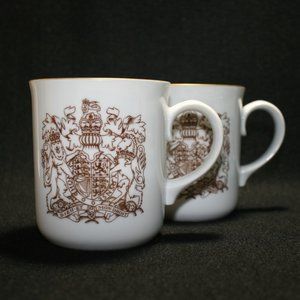 SET OF H.M. Queen Elizabeth II Silver Jubilee Mugs Gold Details EUC (No Returns)